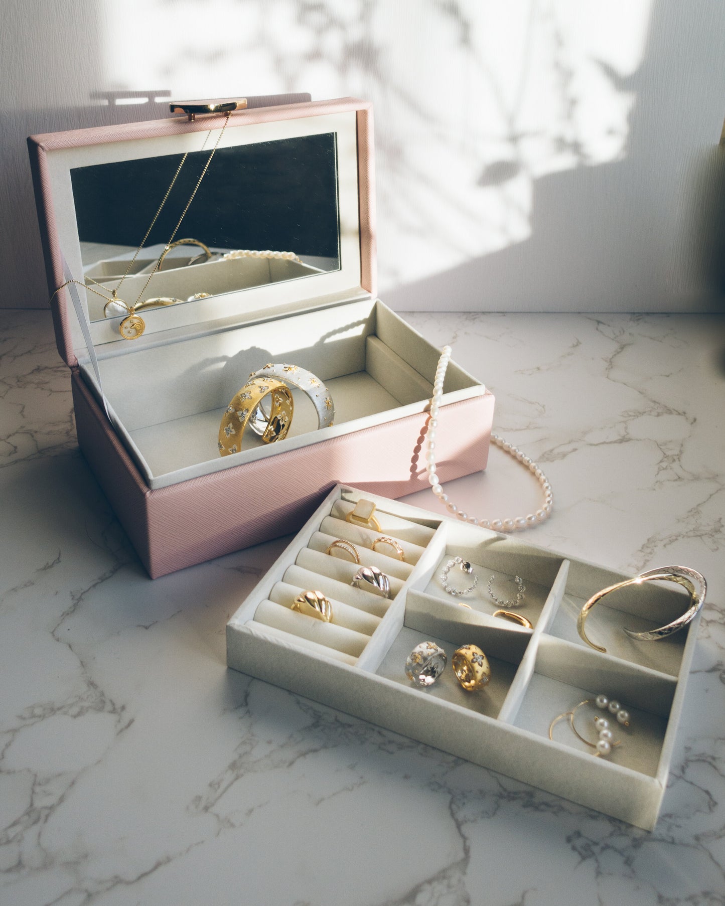 "Faye" vegan leather jewelry box