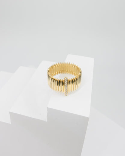 Vertical Lines Pavé Diamond Cuff Ring