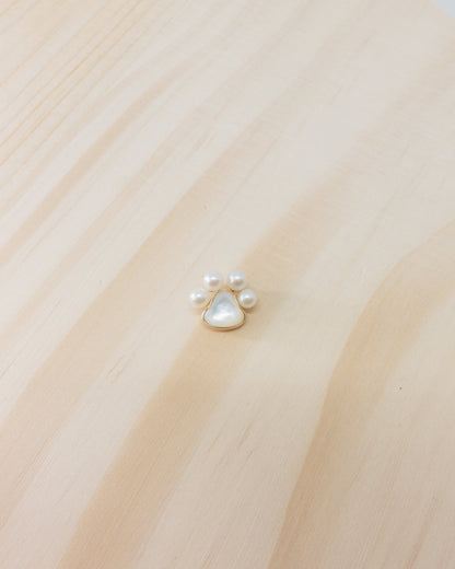 "Lia" Mother of Pearl Paw Print Pendant