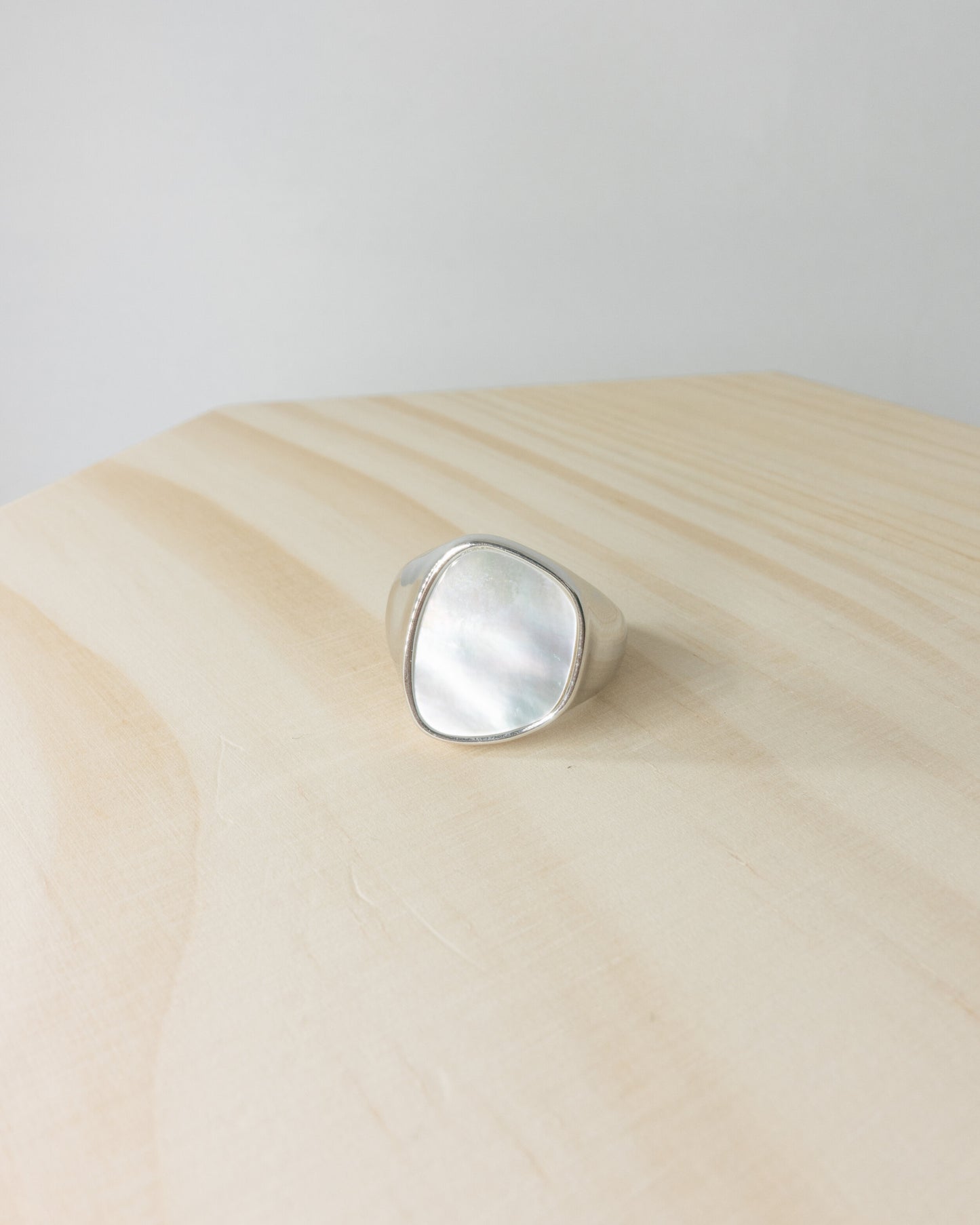 "Royal" mother of pearl statement ring