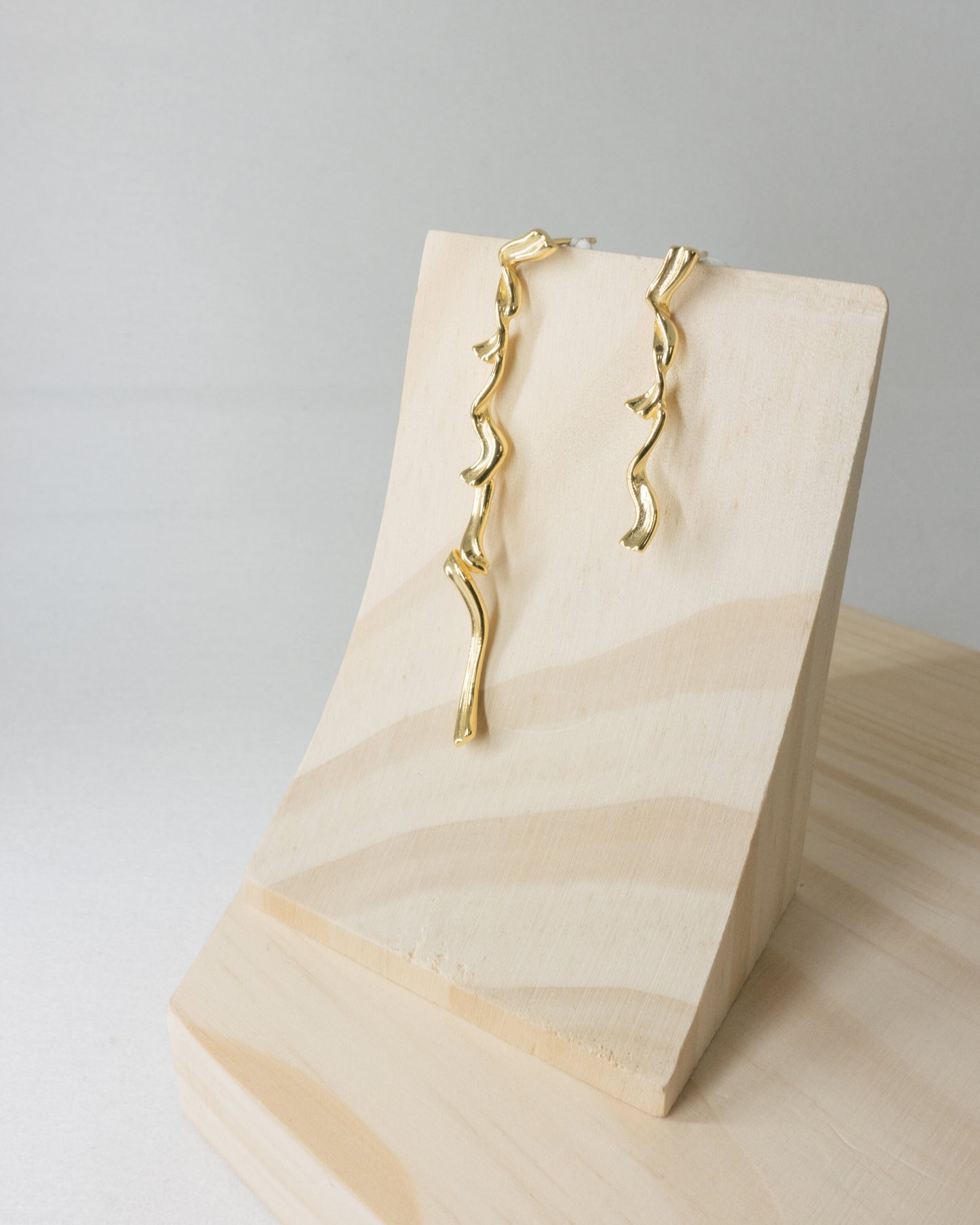 "Julien" mismatched linear earrings