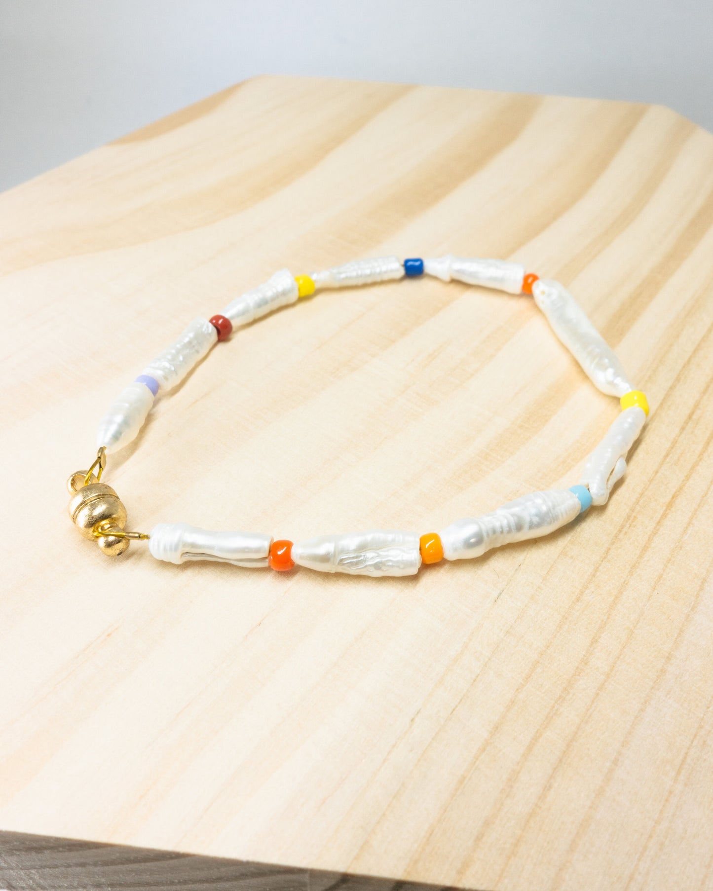 "Mari" elongated pearls bracelet