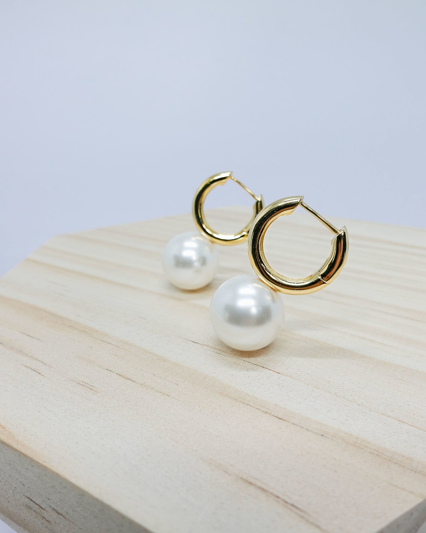 "Juno" oversized pearl hoops