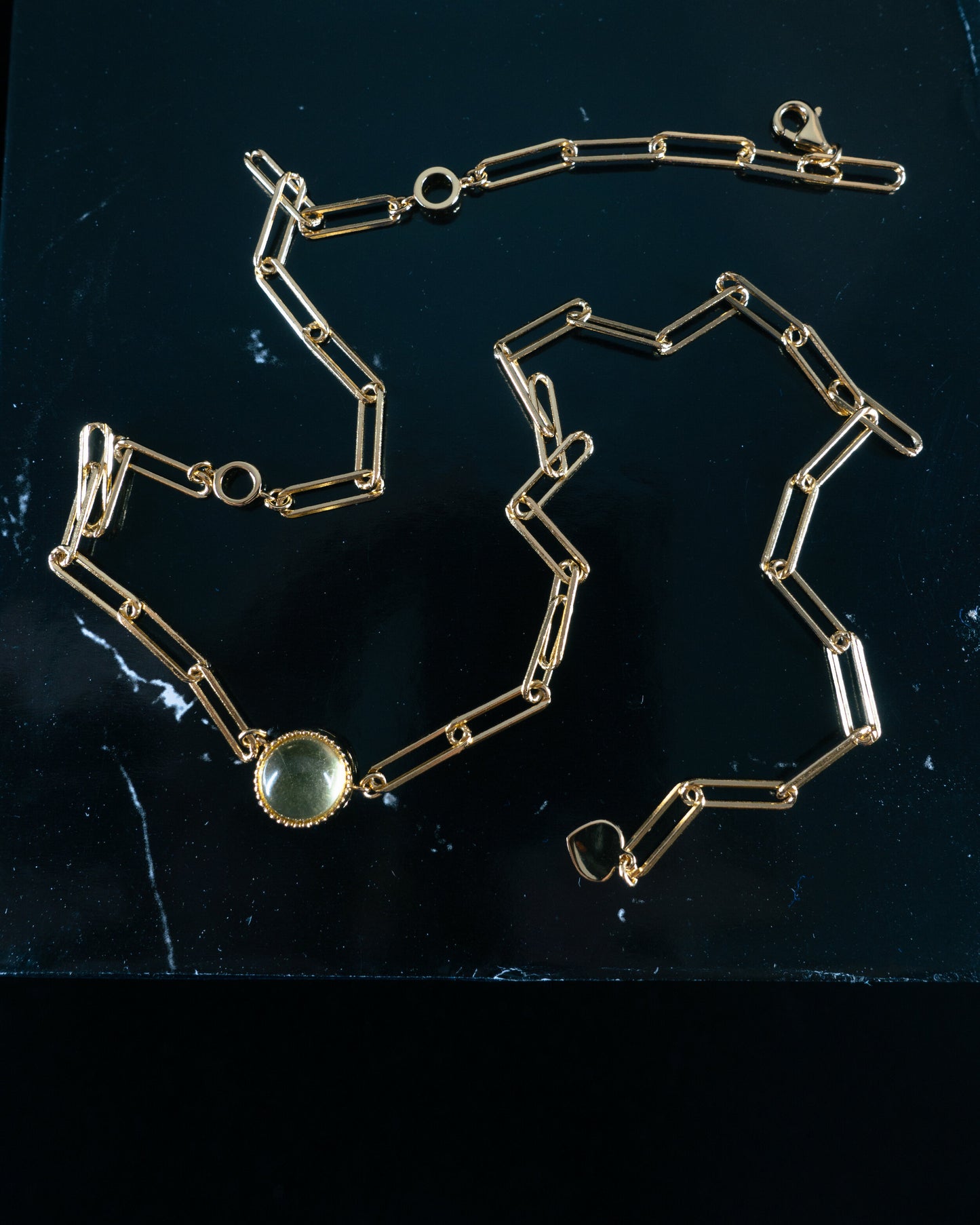 "Rai" amber stone link chain