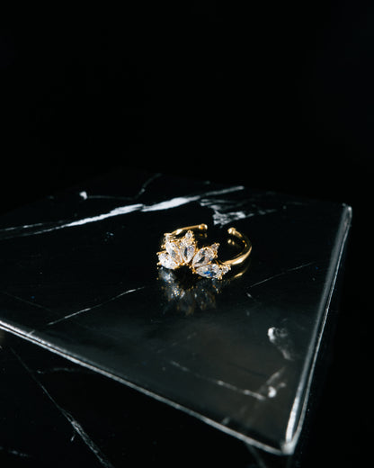 "Mila" radiant ring