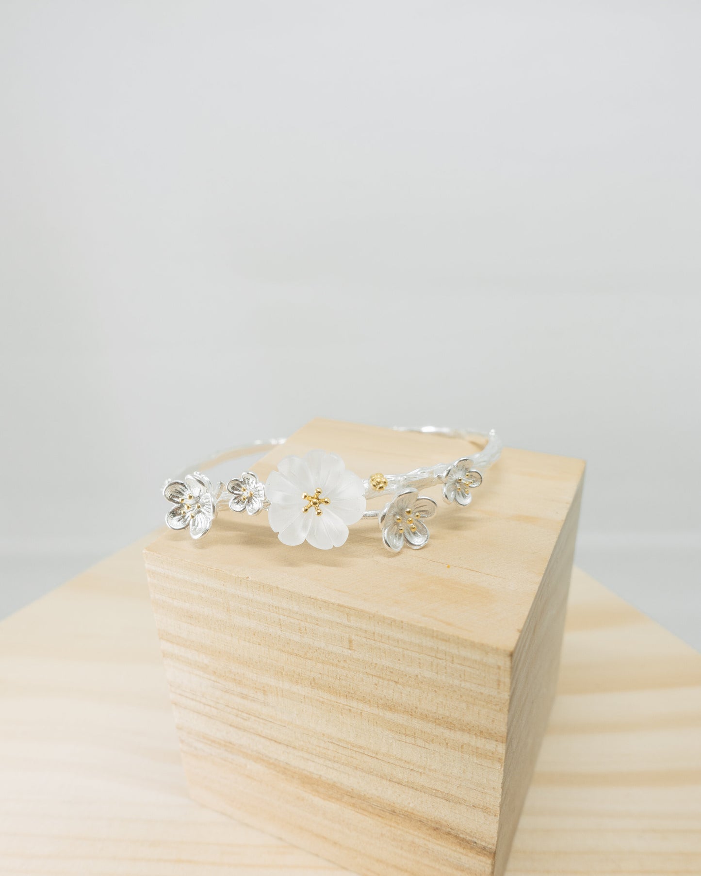 "Hanami" crystal floral open bangle