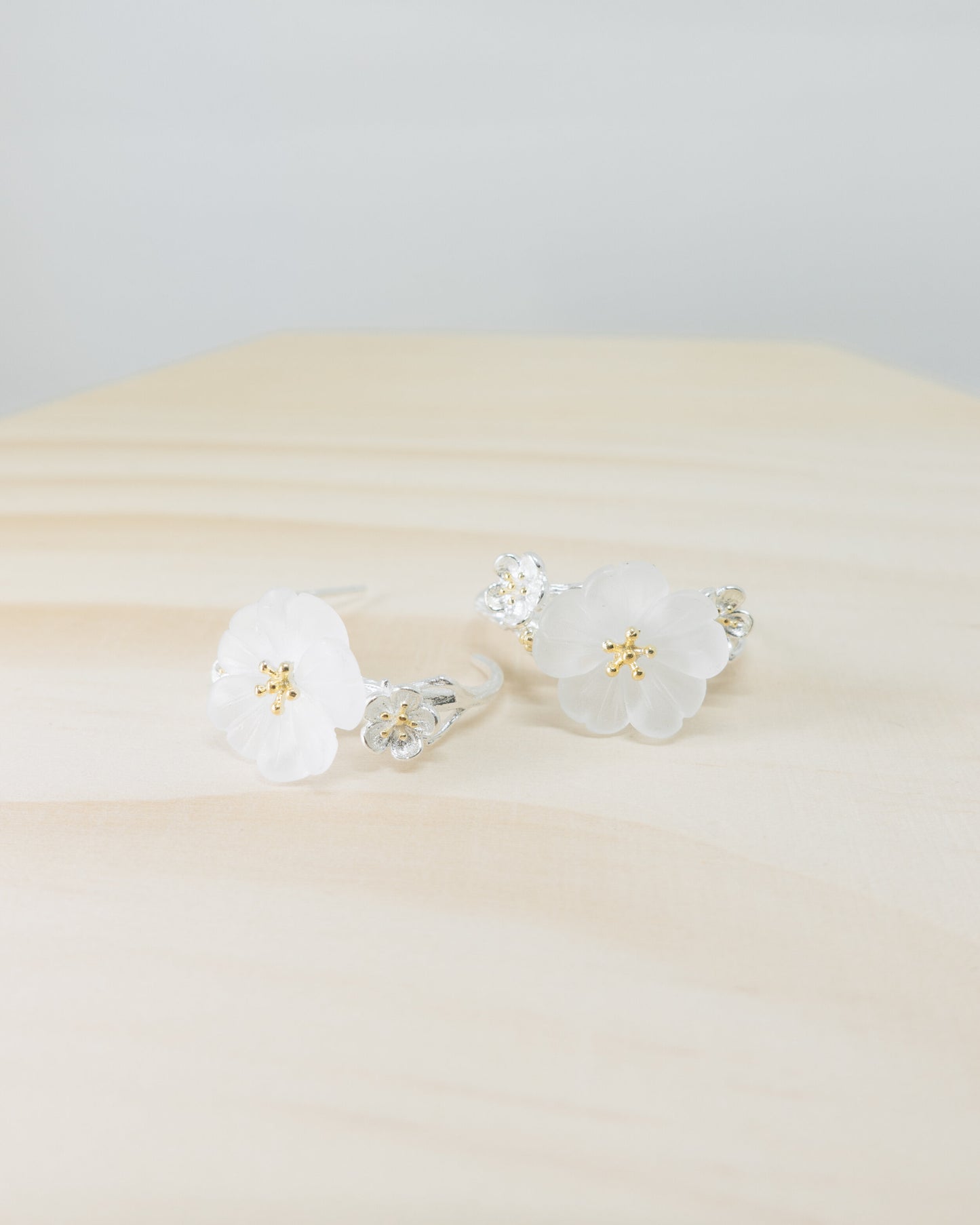 "Hanako" crystal floral earrings