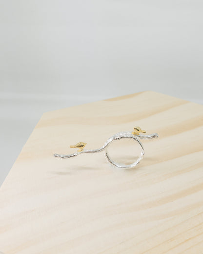 "Sen" birdies tree branch ring