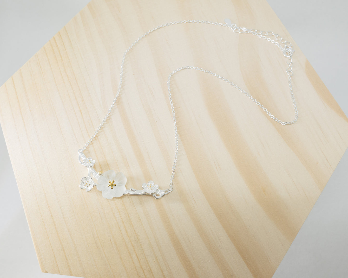 "Komi" crystal floral branch necklace
