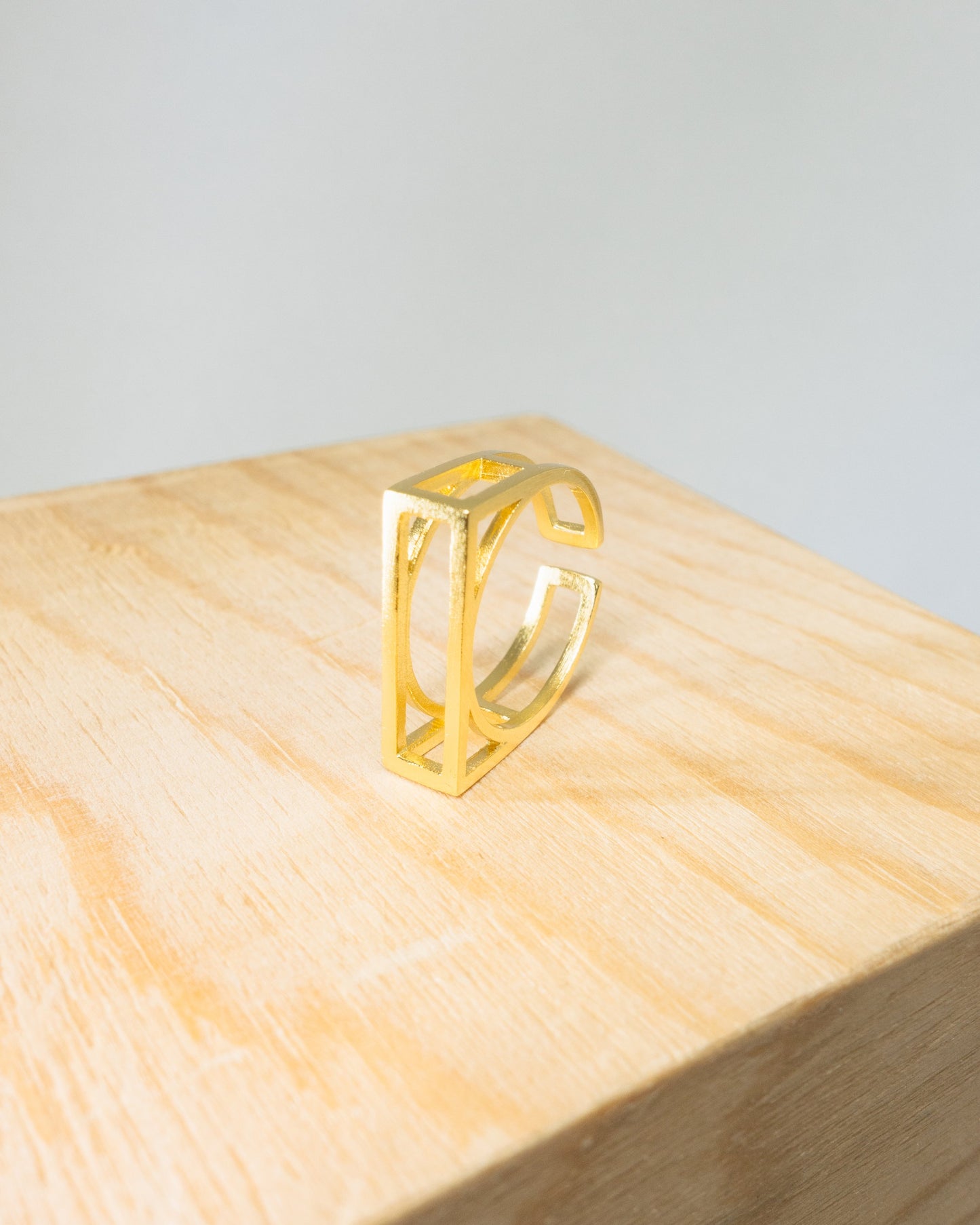 "Benji" two-row geometric ring