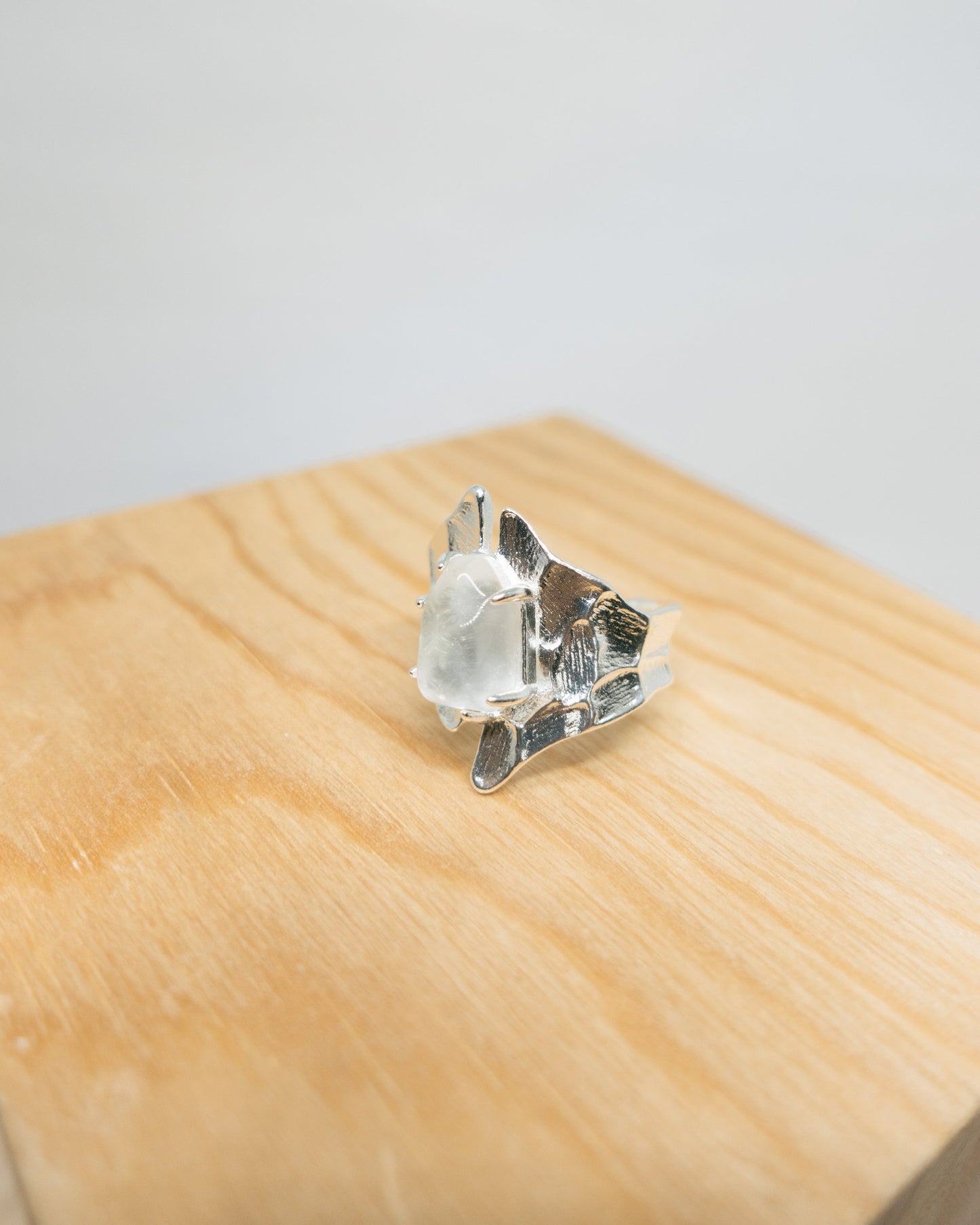 "Willow" hammered crystal ring