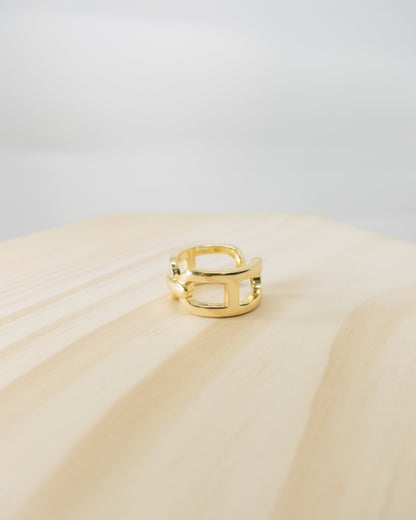 "Dax" link ring