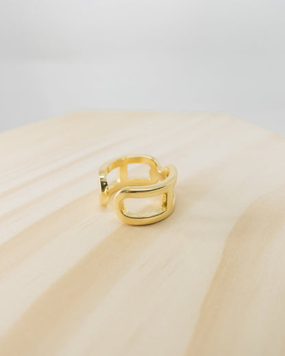 "Dax" link ring