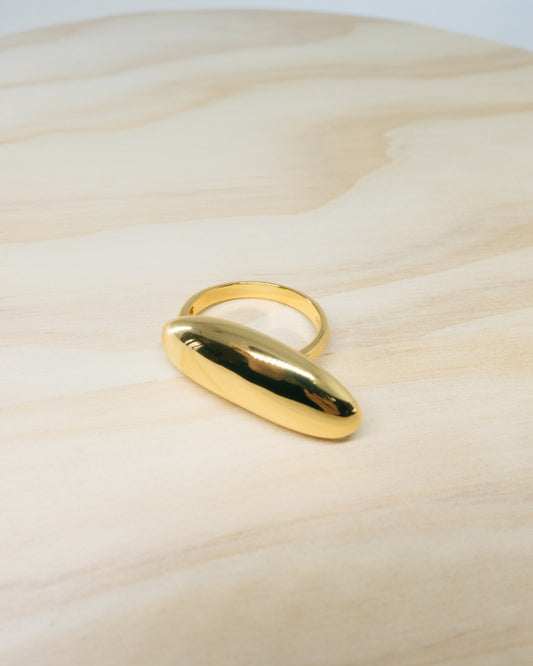Francis statement oval ring