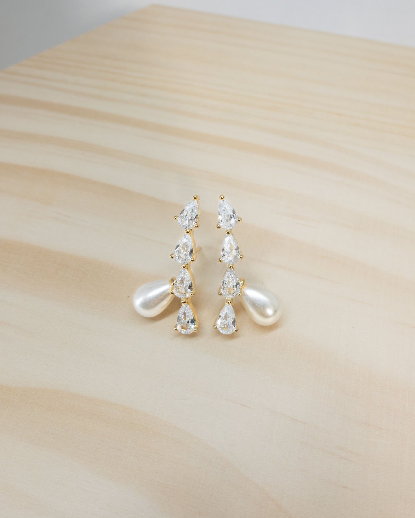 Tear Drop Zirconia Pearl Climber Earrings