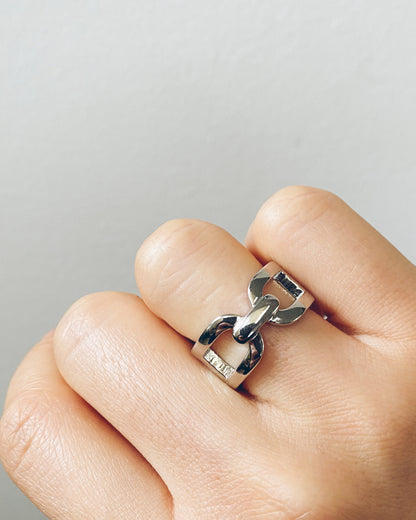 "Dax" link ring